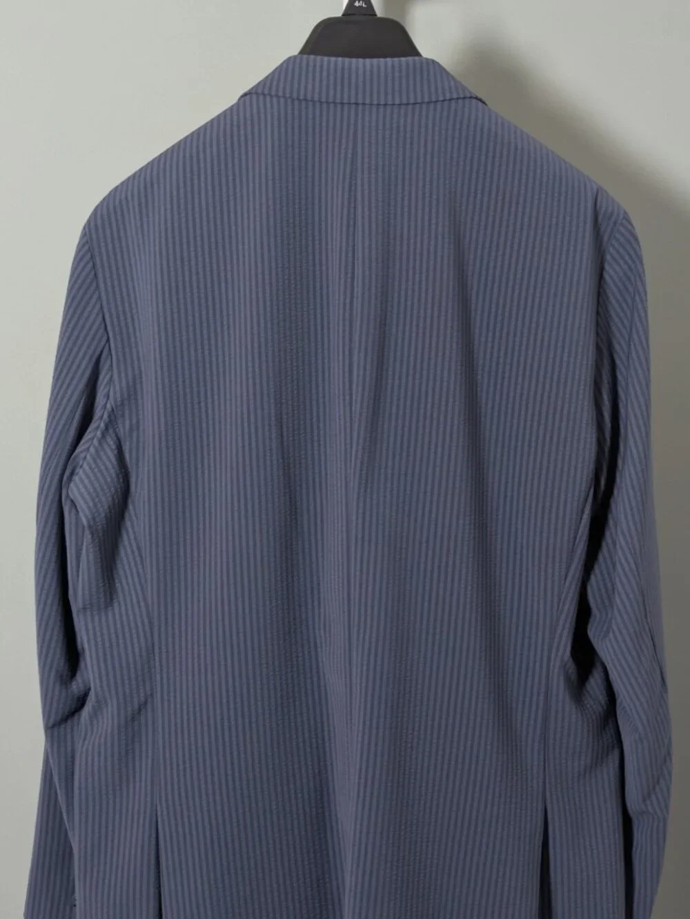 Crown & Ivy Men's Classic Blue Pinstripe Blazer with Patterned Lining